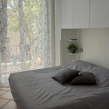 Apartment, 아파트 마리나디라벤나