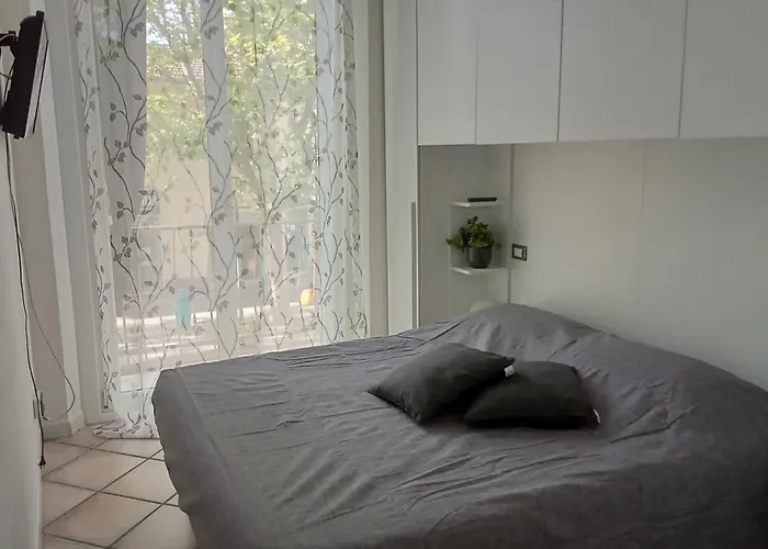 Apartment, 公寓 马里纳－迪拉文纳